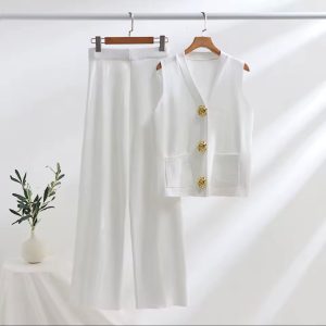 Women's Knit Sweater Set - White